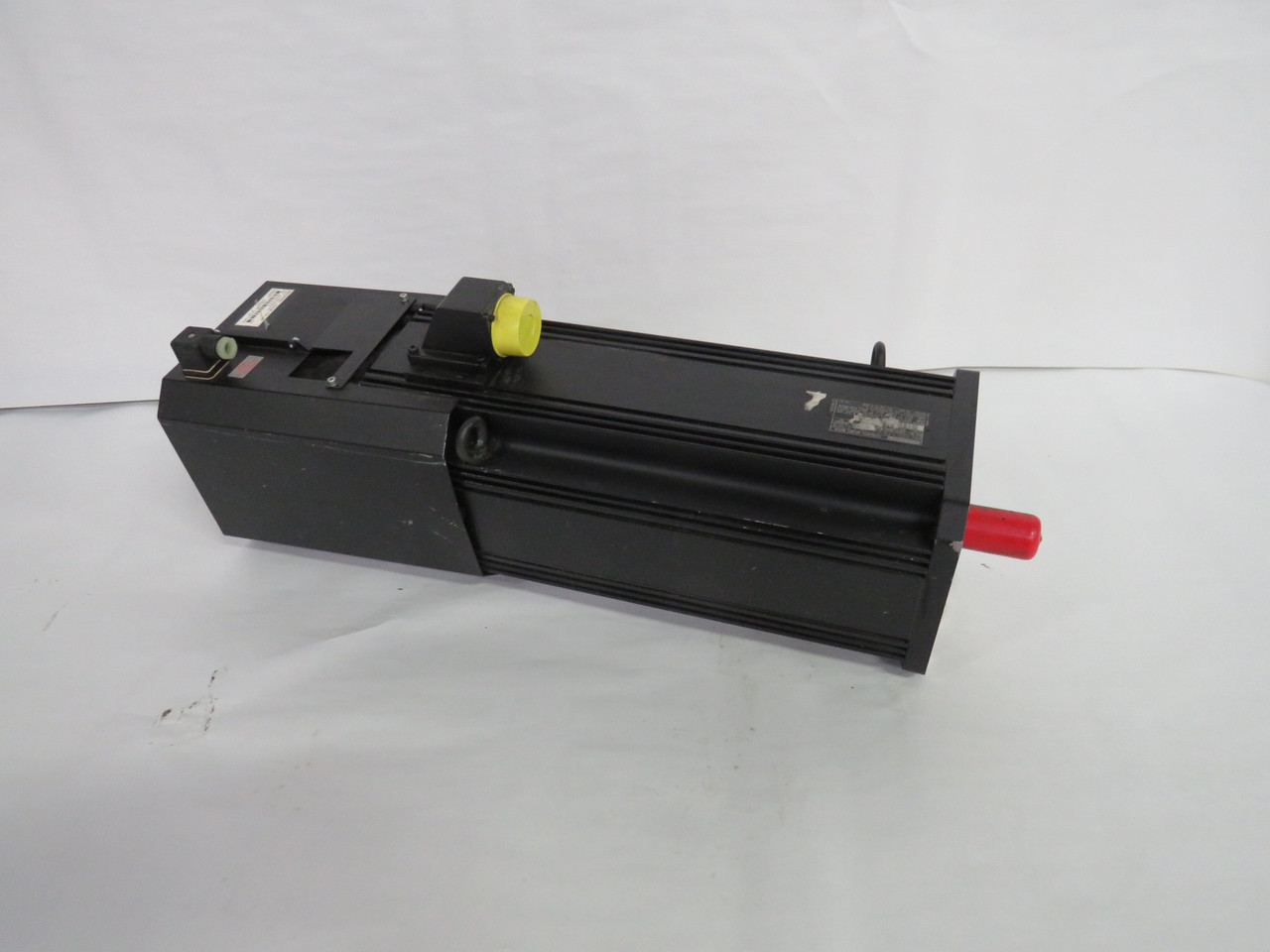 Indramat MAC112D-1-FD-2-C/130-A-2/S013 Servo Motor W/ Cooling Fan USED