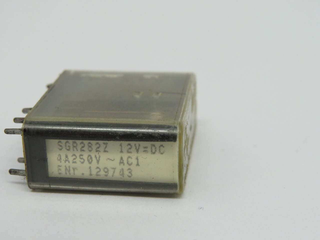 Elesta SGR282Z Relay 12VDC 4A 250V 8-Pin USED