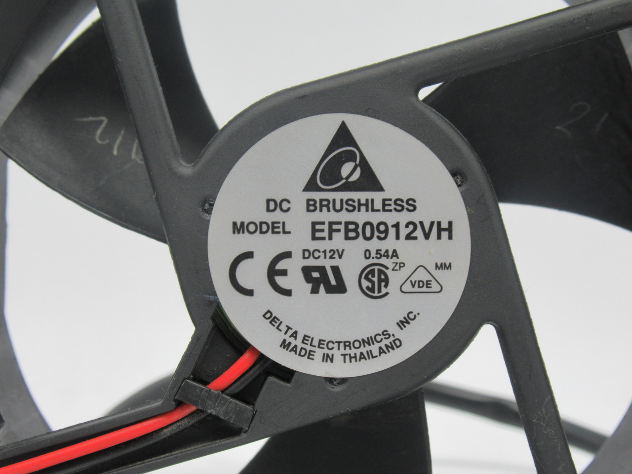 Delta Electronics EFB0912VH DC Brushless Fan 12VDC 0.54A USED