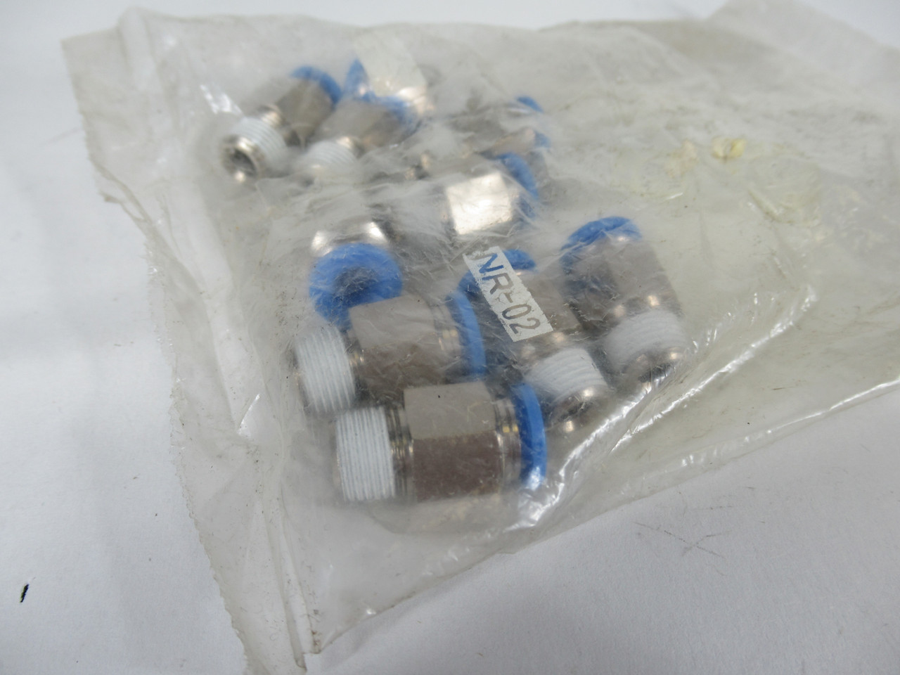 Festo 153002 QS-1/8-6 Push In Fitting R1/8 6mm 0-14bar 10Pk NWB