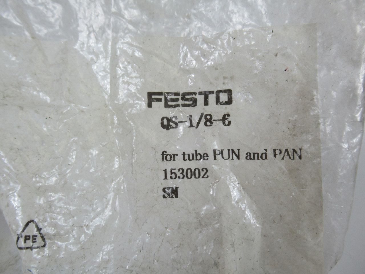 Festo 153002 QS-1/8-6 Push In Fitting R1/8 6mm 0-14bar 10Pk NWB