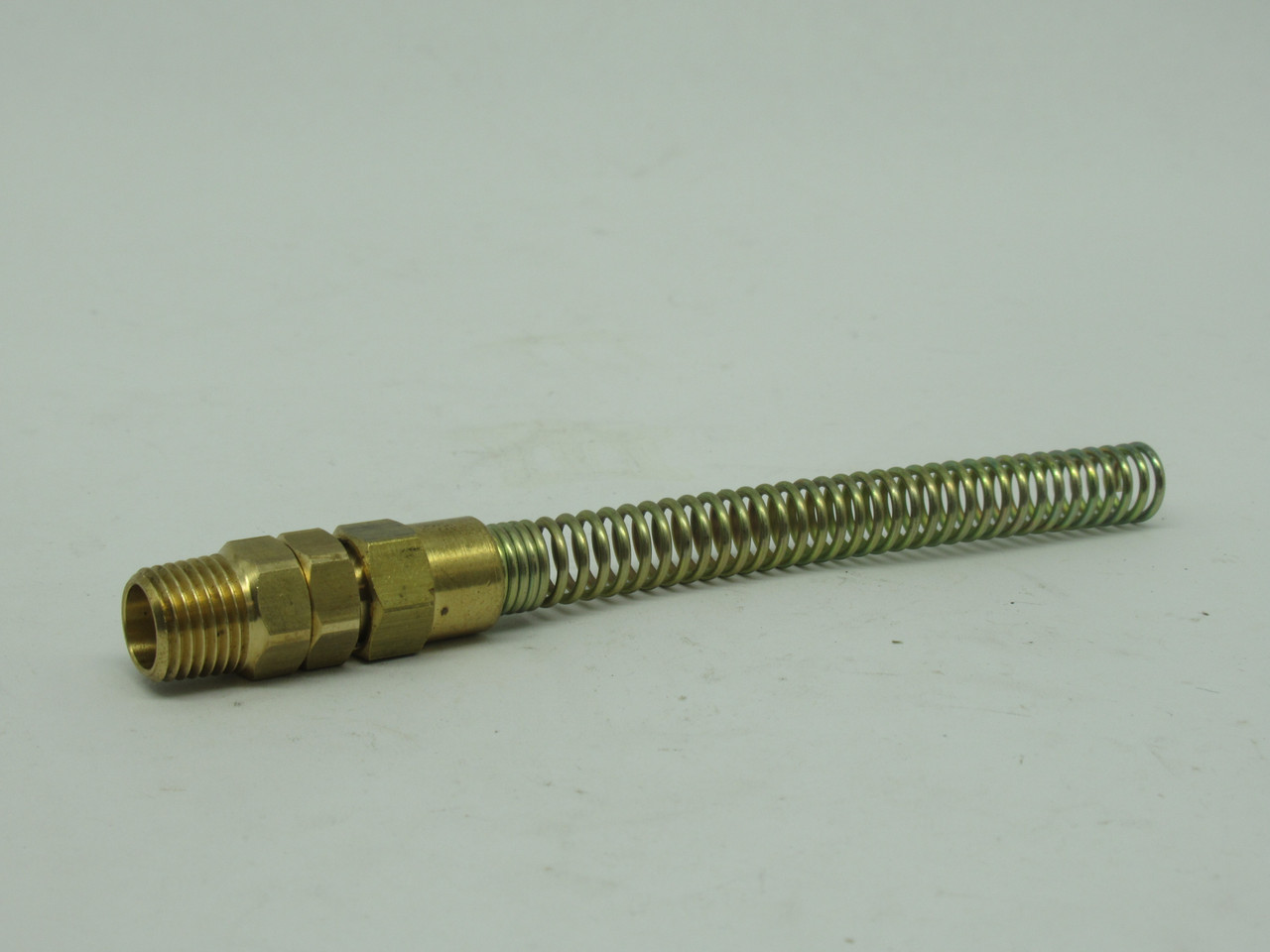 Fairview 1978-4B Brass Swivel 1/4"ID 1/4" Pipe For Self Storing Hose NOP