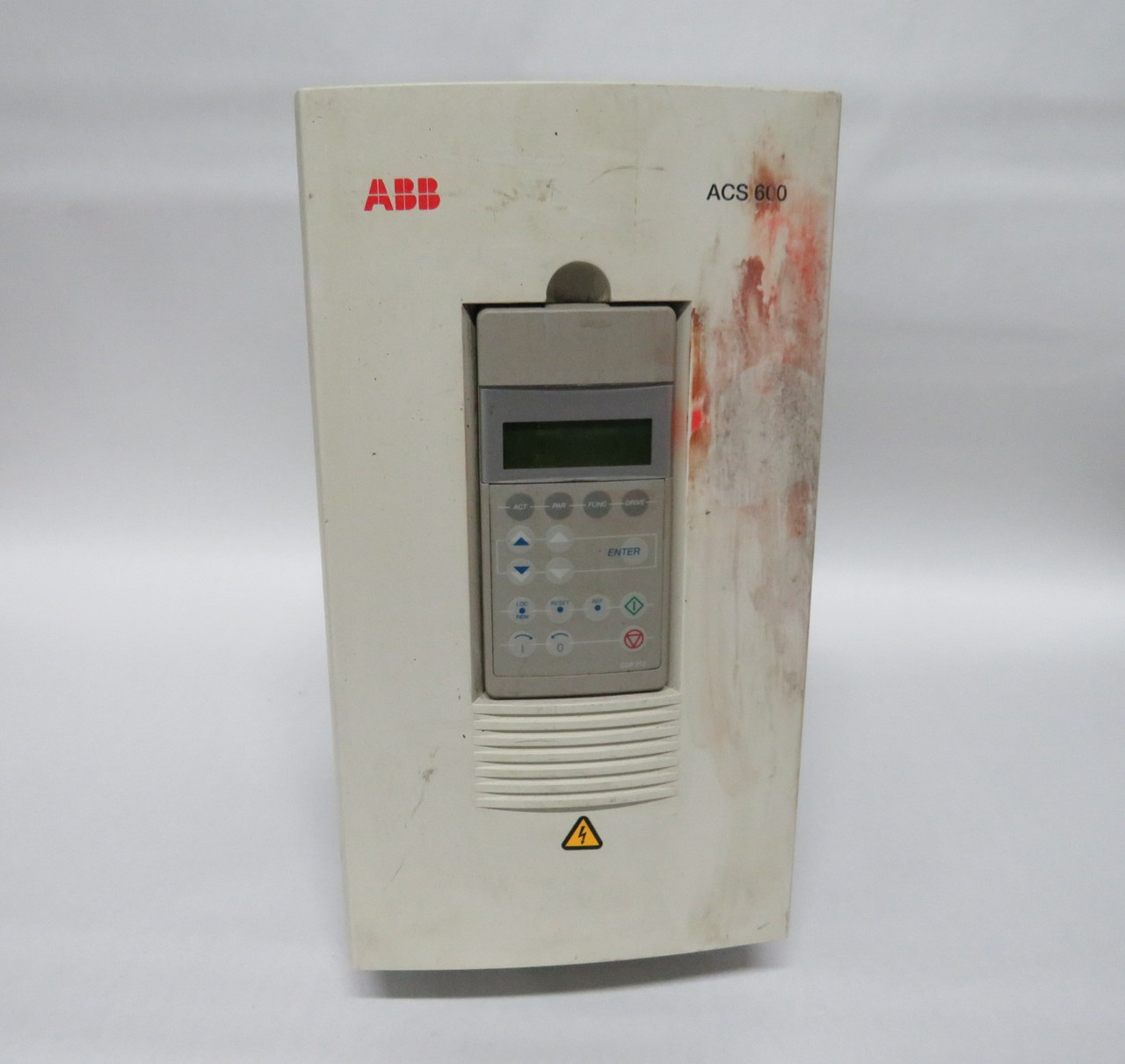 ABB Automation Inc Drive 3Ph 0-208/240VAC 6.7/3.8A 48-63Hz USED