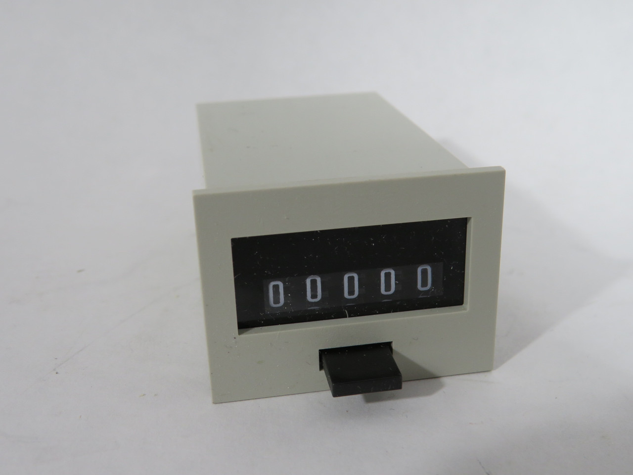 Hengstler 0875107 5 Digit Analog Counter 24VDC 1.5W DMG Box NEW