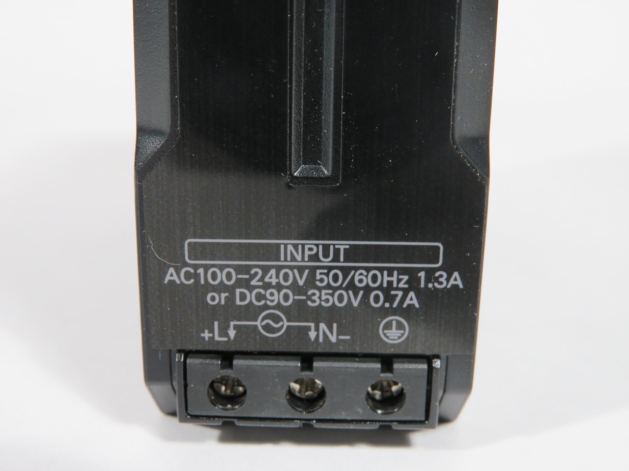 Omron S8VK-C06024 Book Type Power Supply Out: 24VDC 2.5A In: 100-240VAC NEW