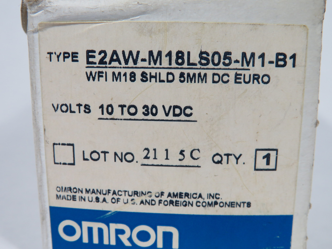 Omron E2AW-M18LS05-M1-B1 Proximity Sensor 10-30VDC 200mA 5mm Distance NEW