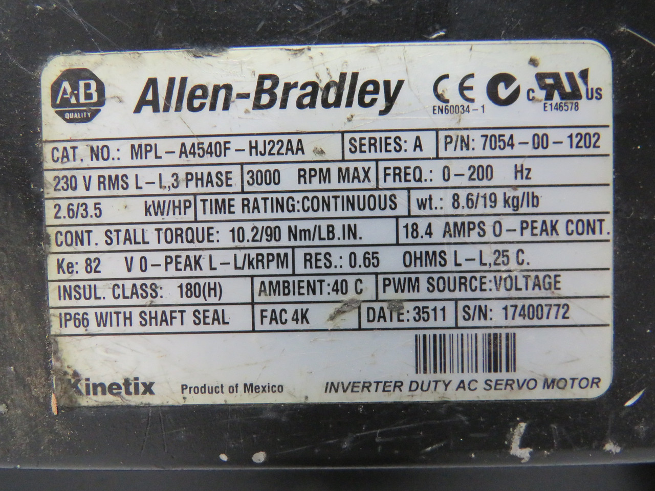 Allen-Bradley AC Servo Motor 3.5HP 3000RPM MAX 230V 10.2Nm 90lb/in USED
