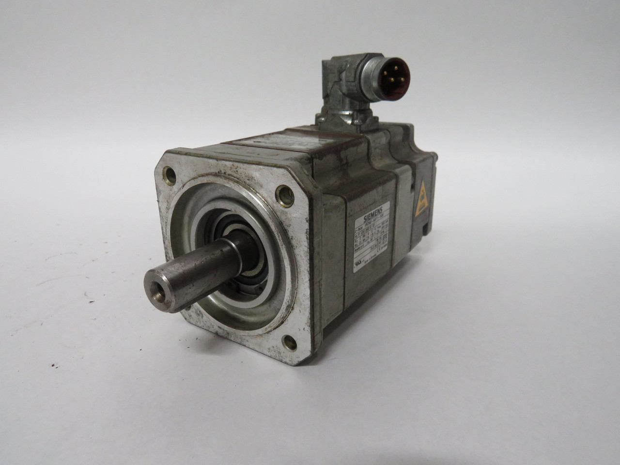 Siemens 1FK7042-5AF71-1SA0 Servo Motor 9000/3000RPM 267V 3/2.6Nm 2.2/1.95A USED