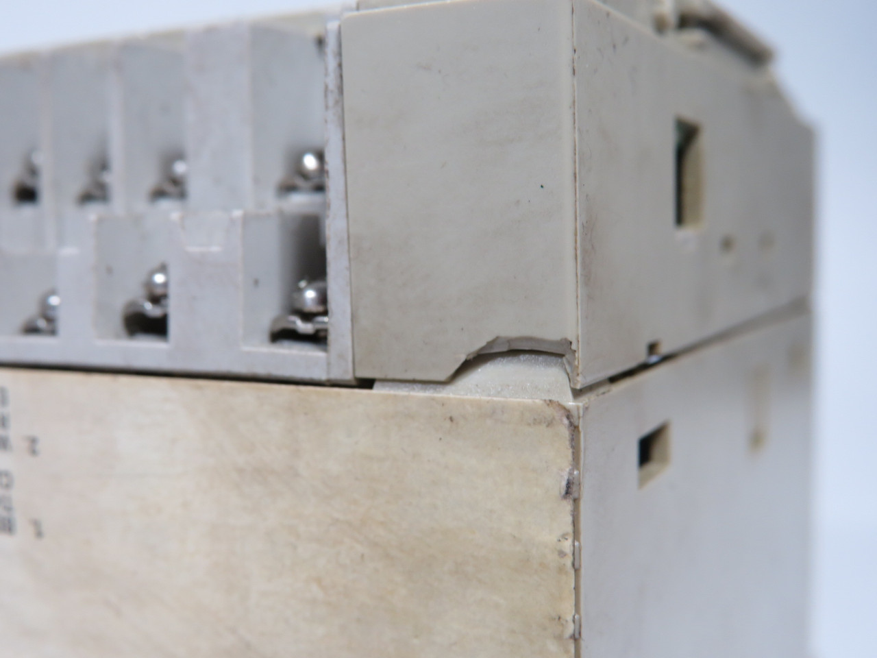 Omron CPM1A-30CDR-A Programmable Controller 100-240V 50/60Hz 60VA NO DOORS USED