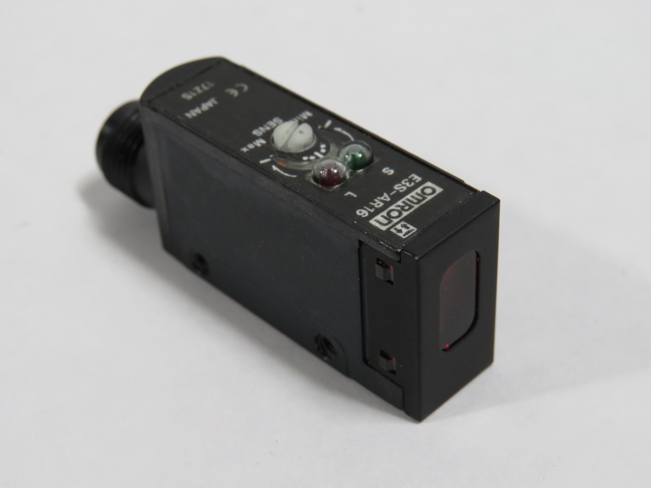 Omron E3S-AR16 Photoelectric Switch 10-30VDC 30mA 0.1-2m MISSING HARDWARE NEW