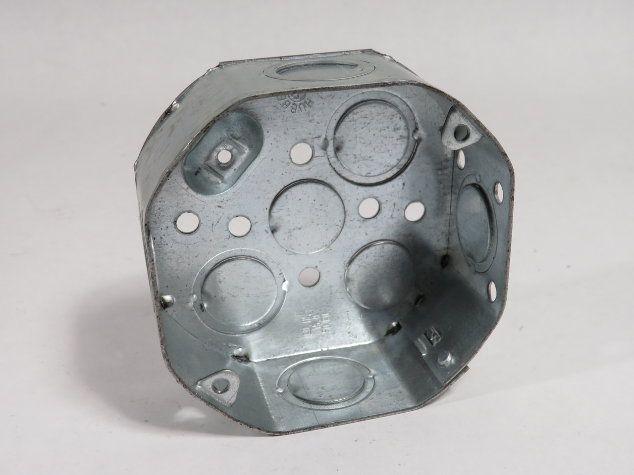 Hubbell 54151-K Octagonal Conduit Box 1/2x4x4" 8 Knockouts SHELF WEAR NOP