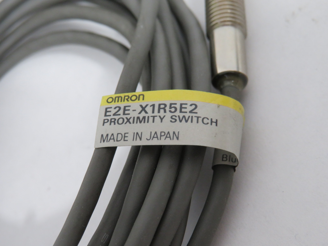 Omron E2E-X1R5E2 Proximity Sensor 12-24VDC 1.5mm 2M *COS WEAR/No Washers* USED