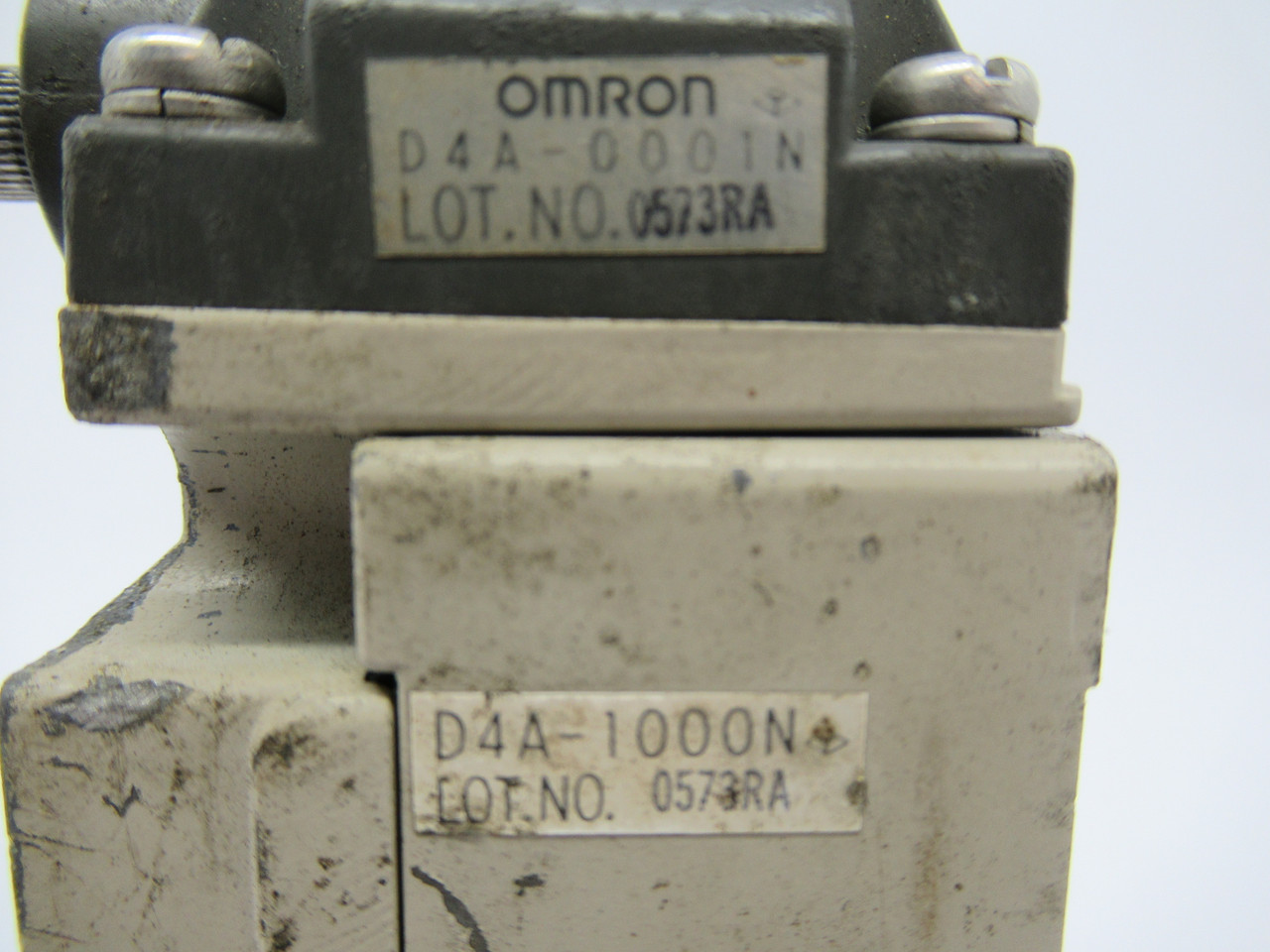 Omron D4A-1101N Limit Switch Type 3,4,4X,6P and 13 USED
