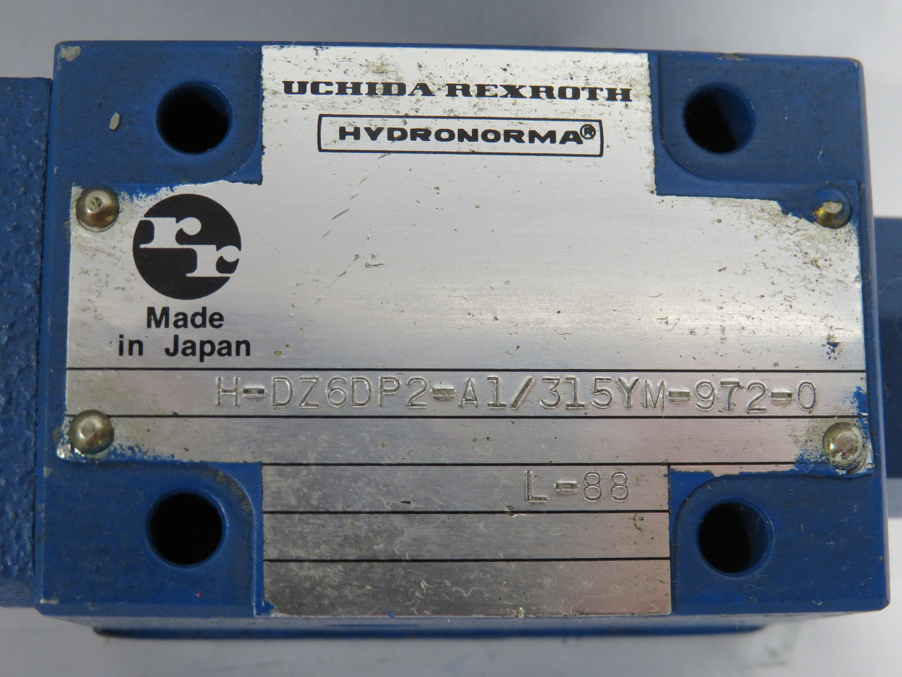 Uchida Rexroth H-DZ6DP2-A1/315YM-972-0 Pressure Sequence Valve COS DMG USED
