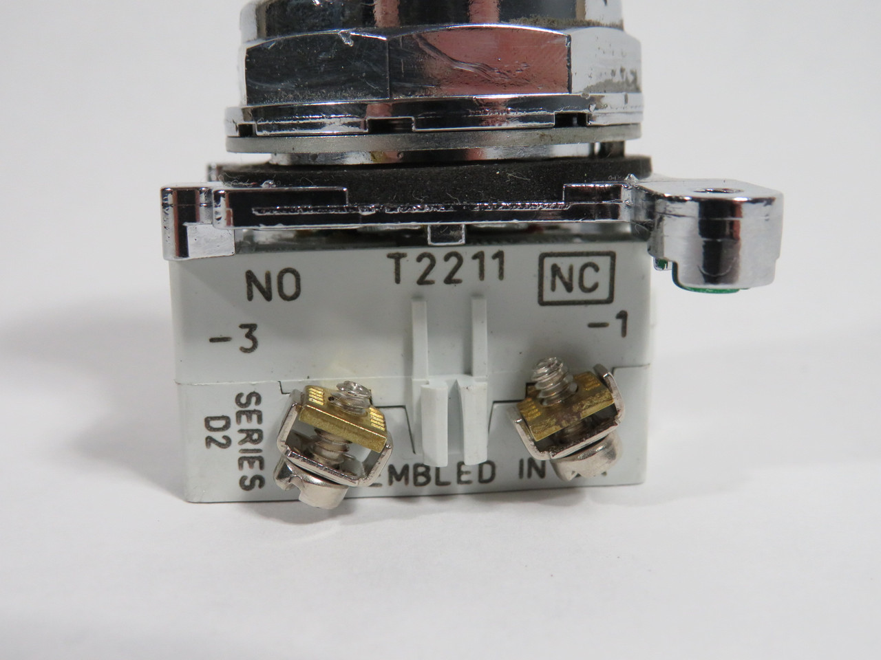 Cutler-Hammer 10250T5B62-1X 2-Pos. Push-Pull Unit 1NO 1NC Modified Button USED