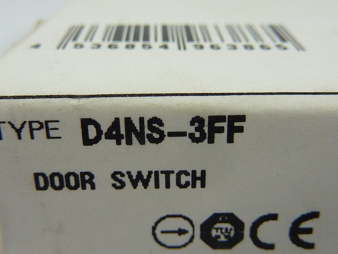 Omron D4NS-3FF Door Switch 240VAC 3A NEW