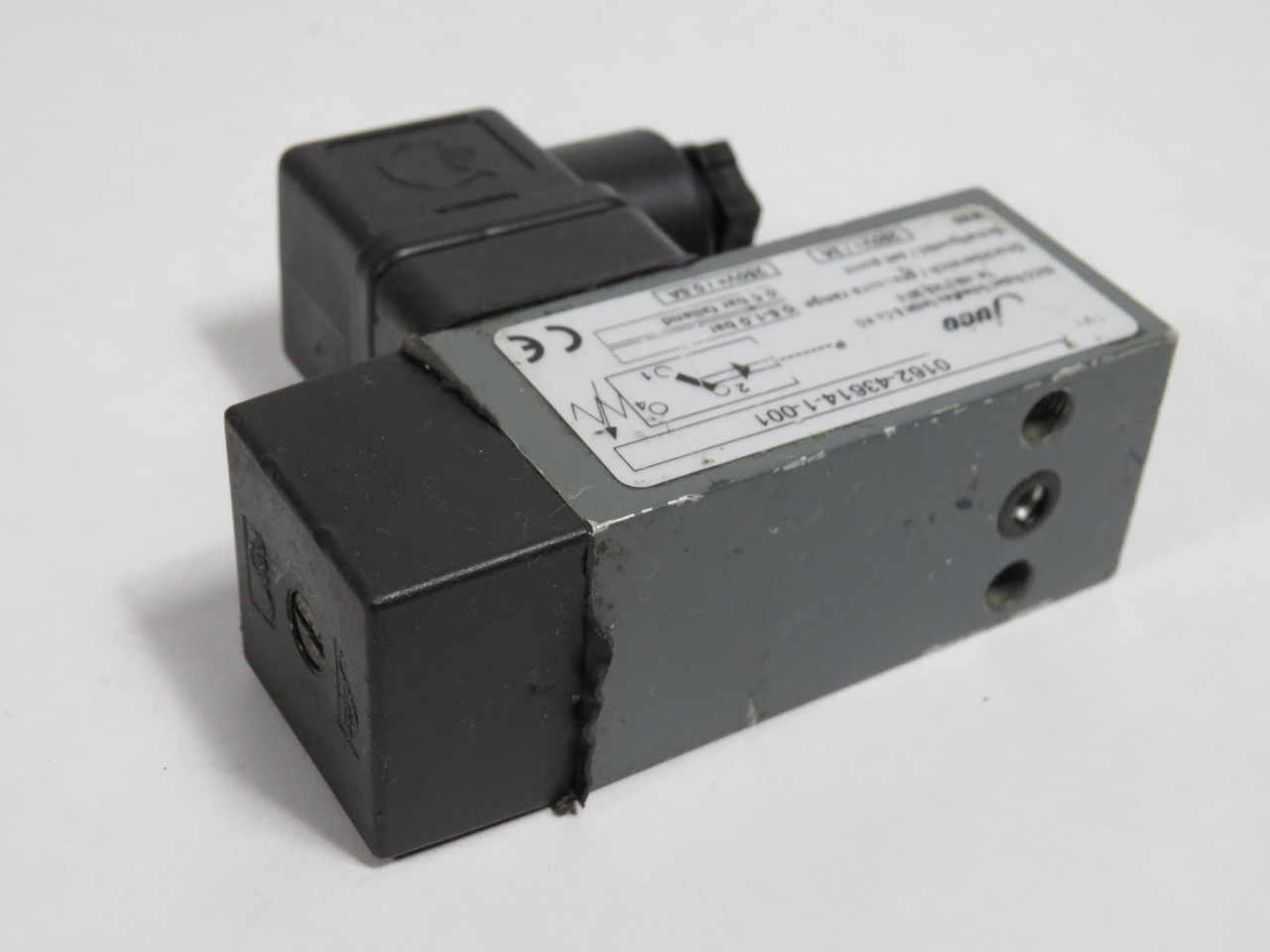 Suco 0162-43614-1-001 Diaphragm Pressure Switch 250VAC@3A 250VDC@0.5A USED