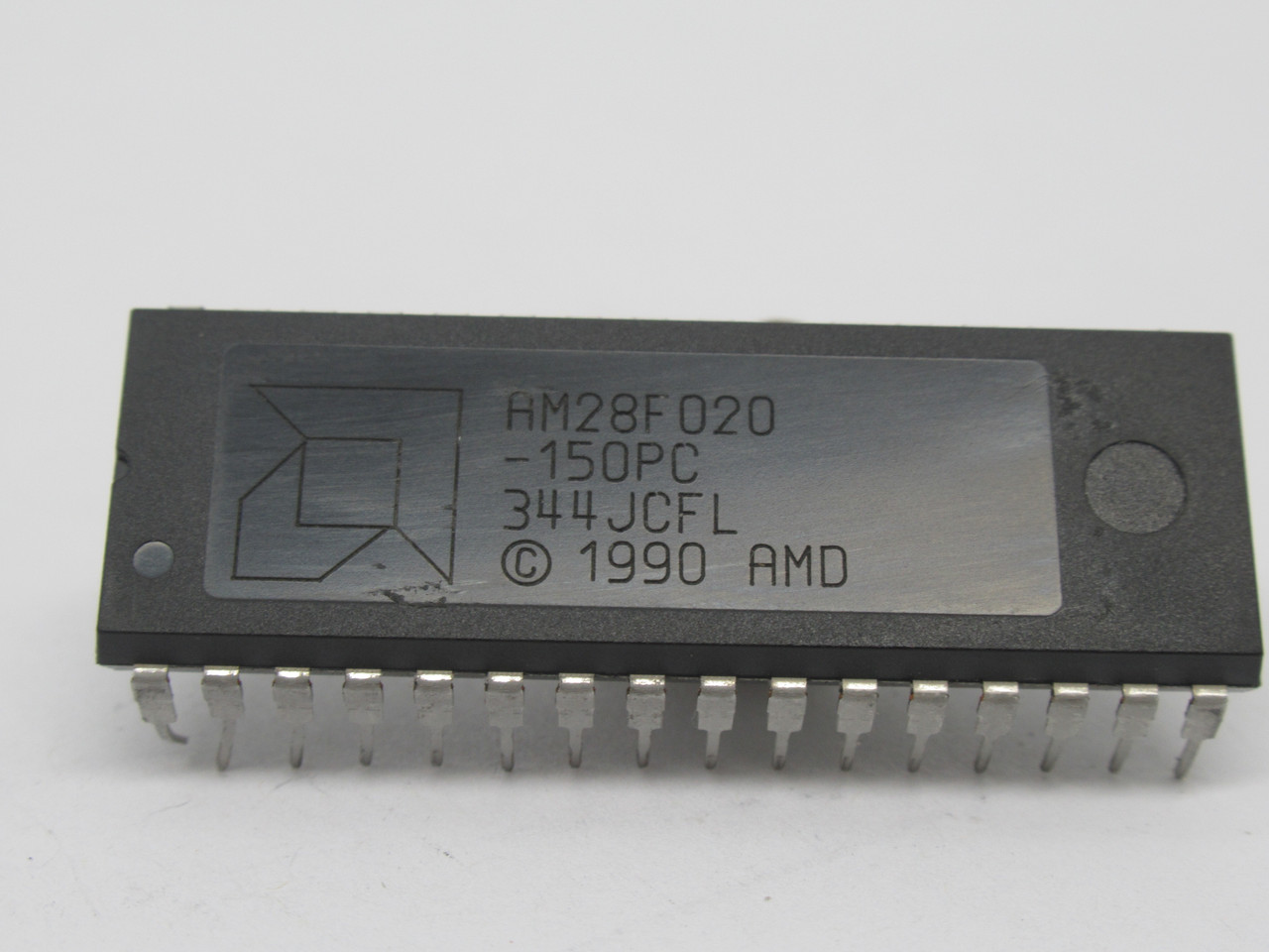 AMD AM28F020-150PC Bulk Erase Flash Memory 2 Megabit CMOS 12.0V 32Pin NOP