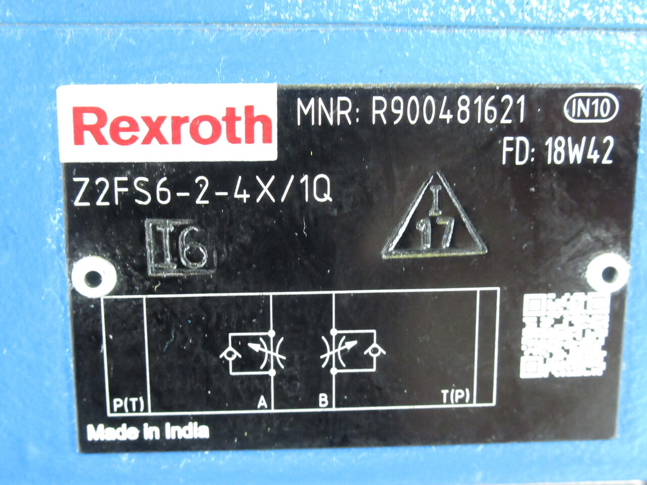 Rexroth R900619223 Directional Spool Valve Assembly w/Mounting Hardware NOP