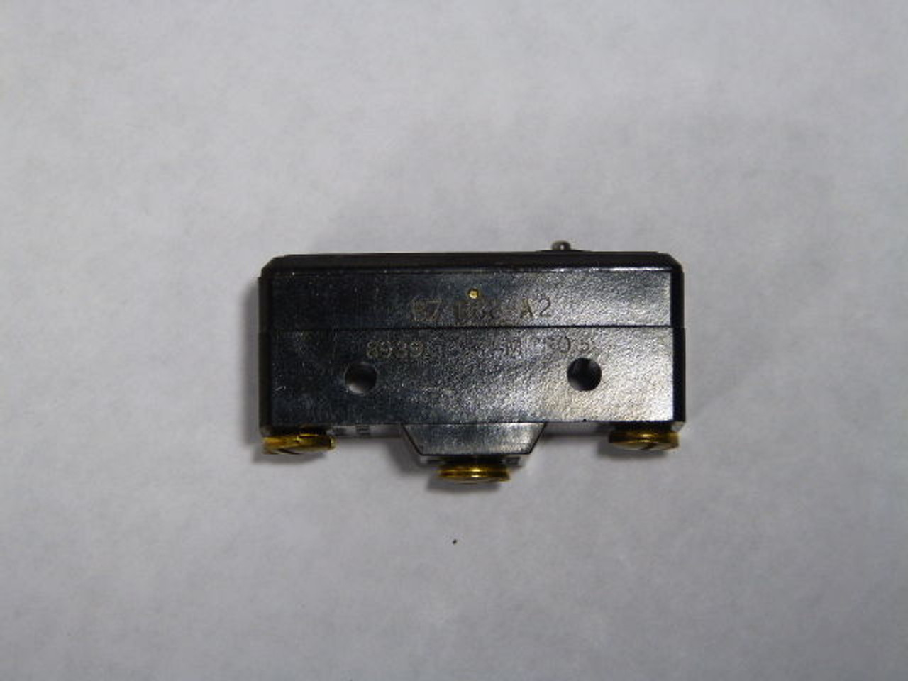 Microswitch BZ-R88-A2 Snap Action Pin Plunger Micro Switch 125/250/480V USED