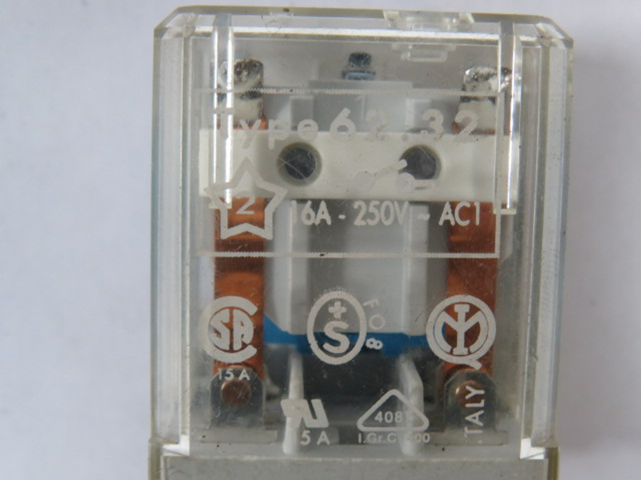 Finder 62.32.9.024.0000 Relay 24VDC 16A 250V 8-Blades USED