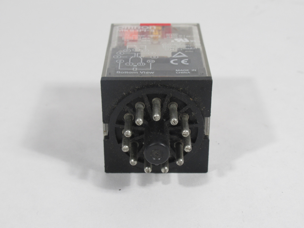 Omron MKS3PI-5 AC120 Plug-In Relay 120VAC 10A@250V 11-Pin COSMETIC CRACK USED