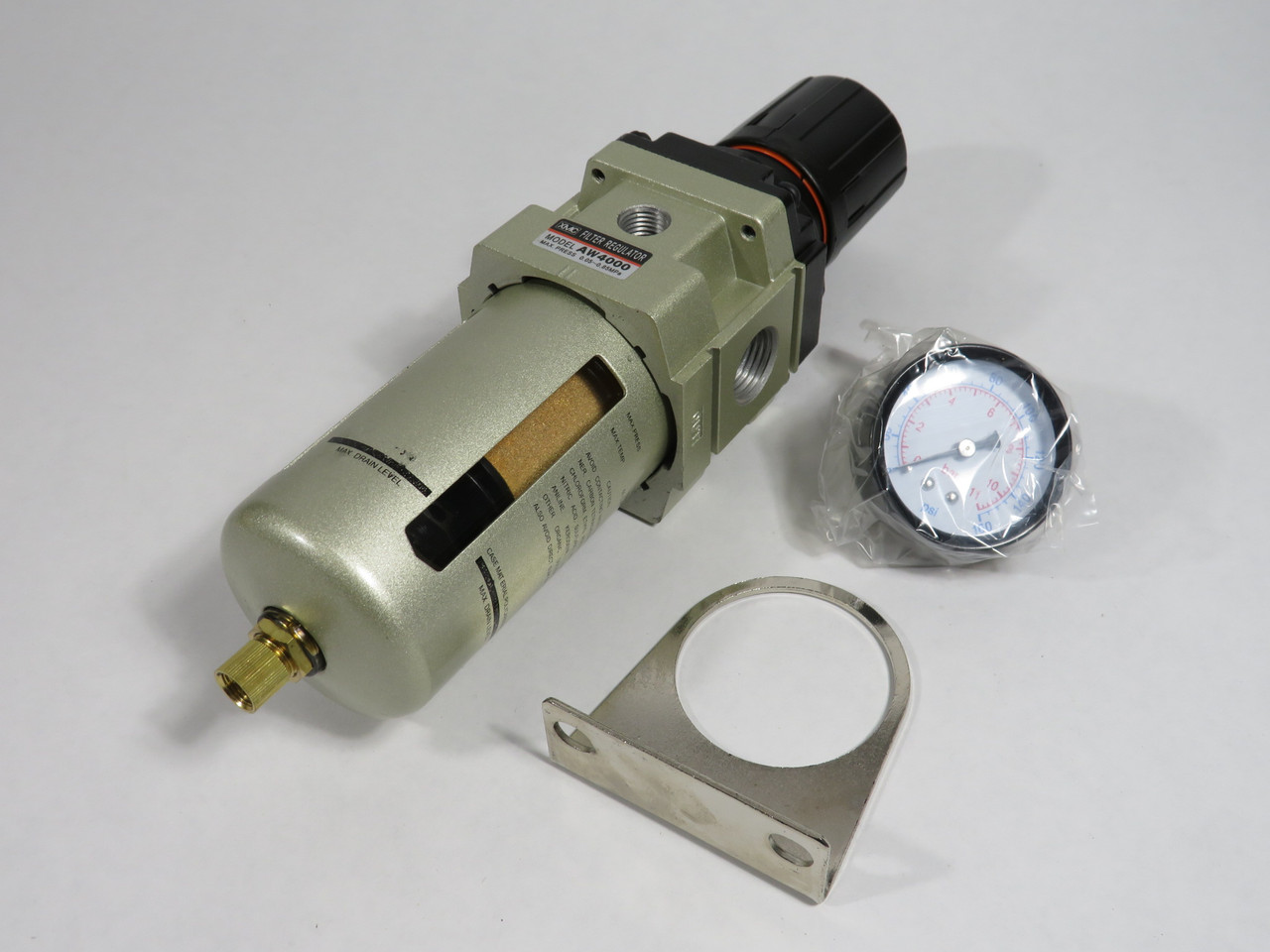 XMC AW4000-04 Filter Regulator 1/2" NPT 0.05-0.85MPa SHELF WEAR NEW