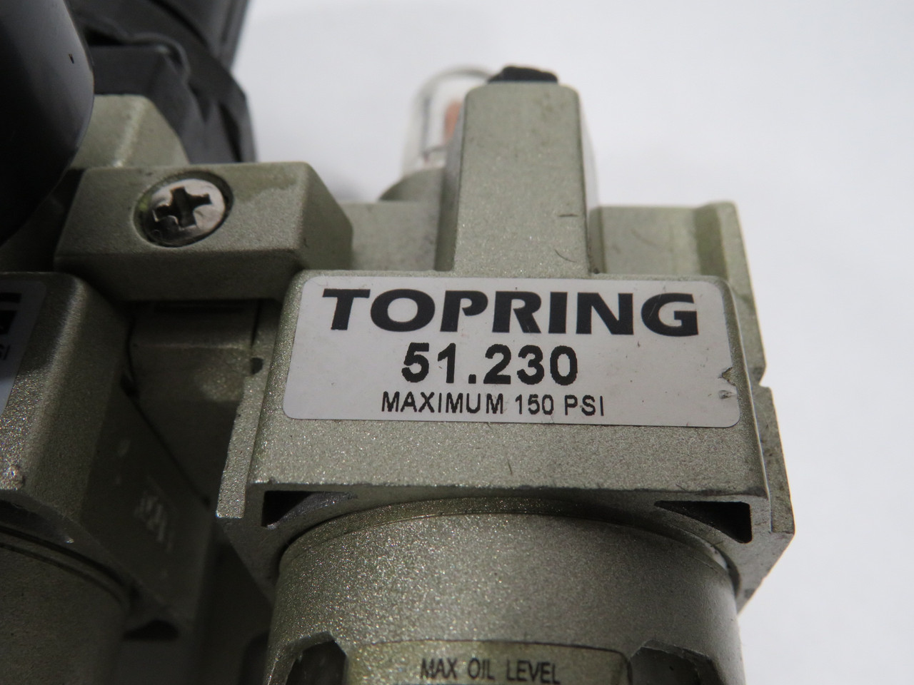 Topring 51.220 Combination Filter/Regulator + Lubricator DMG'D CONNECTOR USED