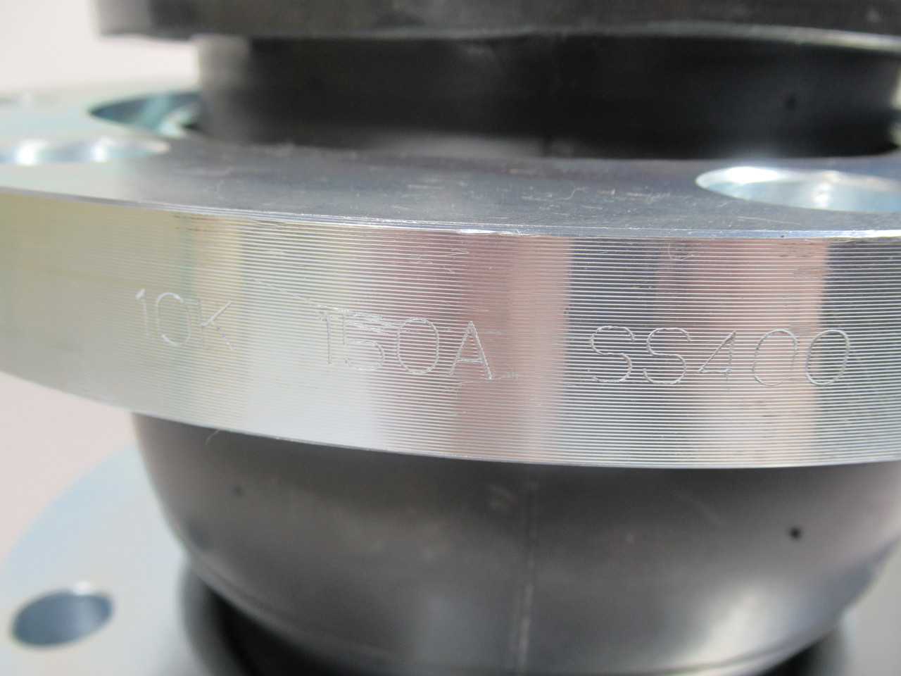 Aichi 150A (6B)185L JIS10KF SS Expansion Ball Joint 6" Diam BOX DAMAGE NEW