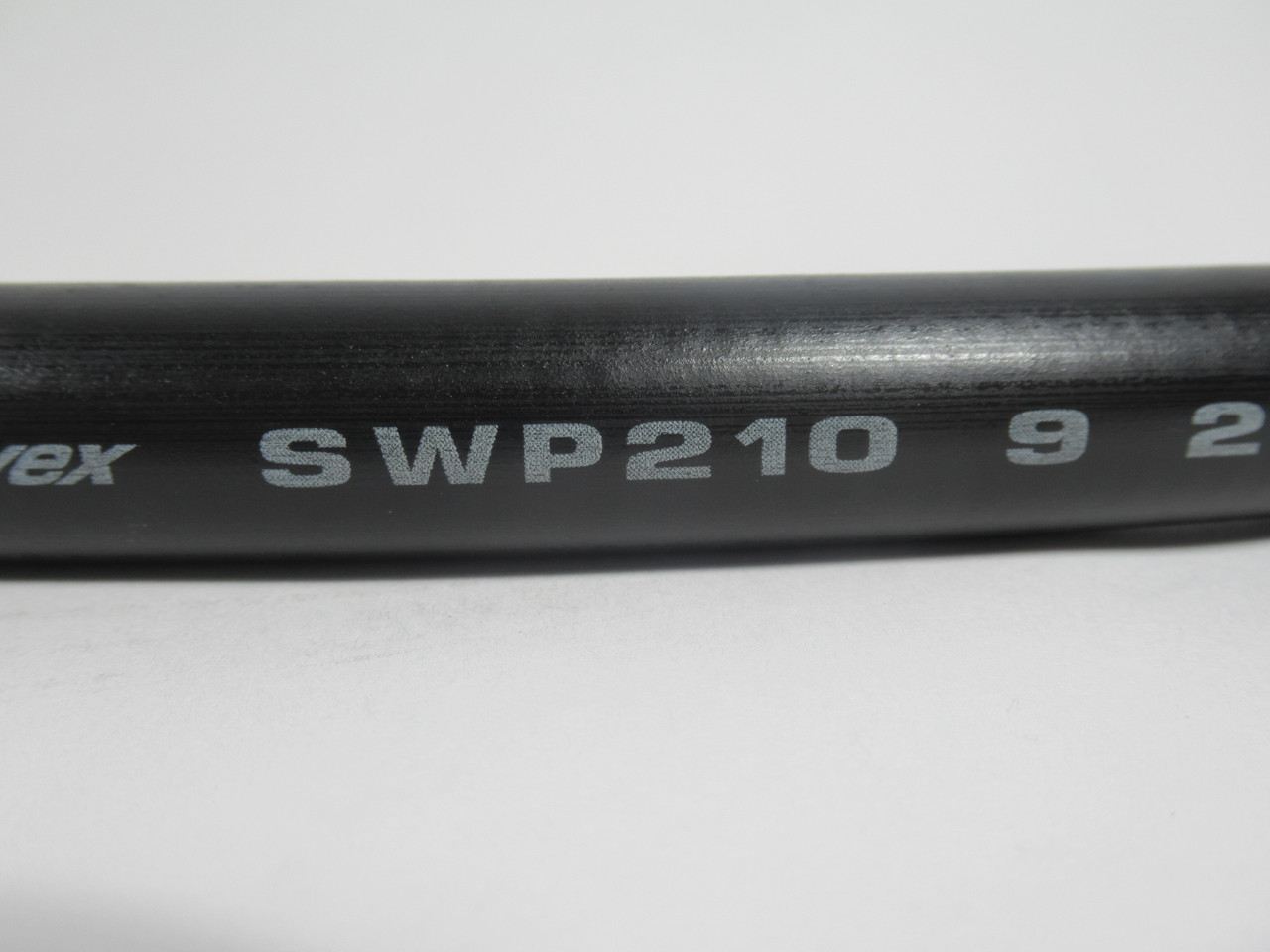 Yokohama SWP210-9 Hydraulic Pressure Hose 680mm L x 9.5mm ID 21MPa USED