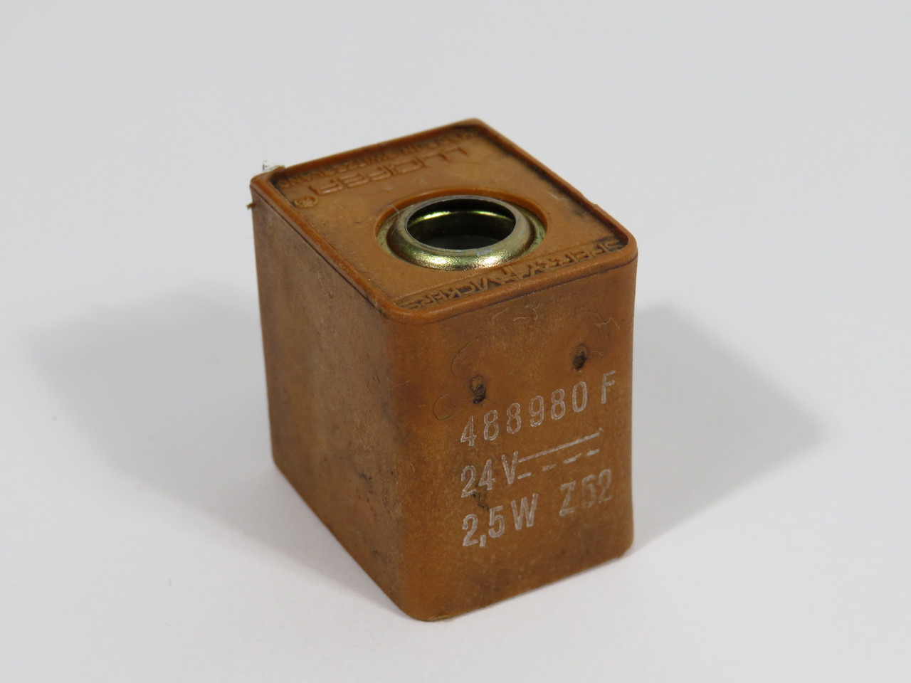 Sperry Vickers Lucifer 488980 Solenoid Coil 24VDC 2.5W SHELF WEAR USED