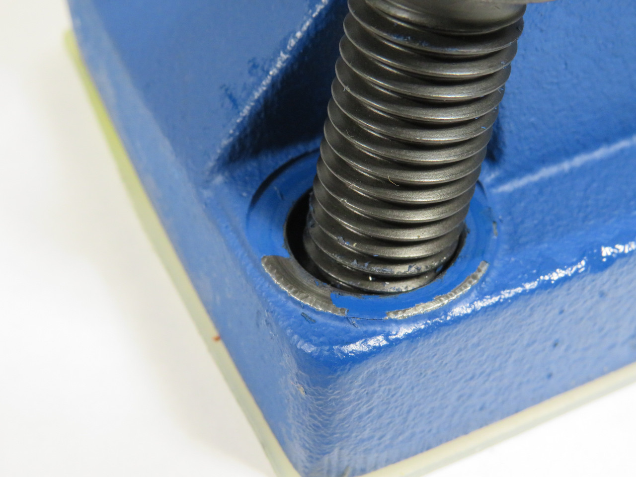 Rexroth R900759624 Pressure Relief Valve 24VDC SHELF WEAR NOP