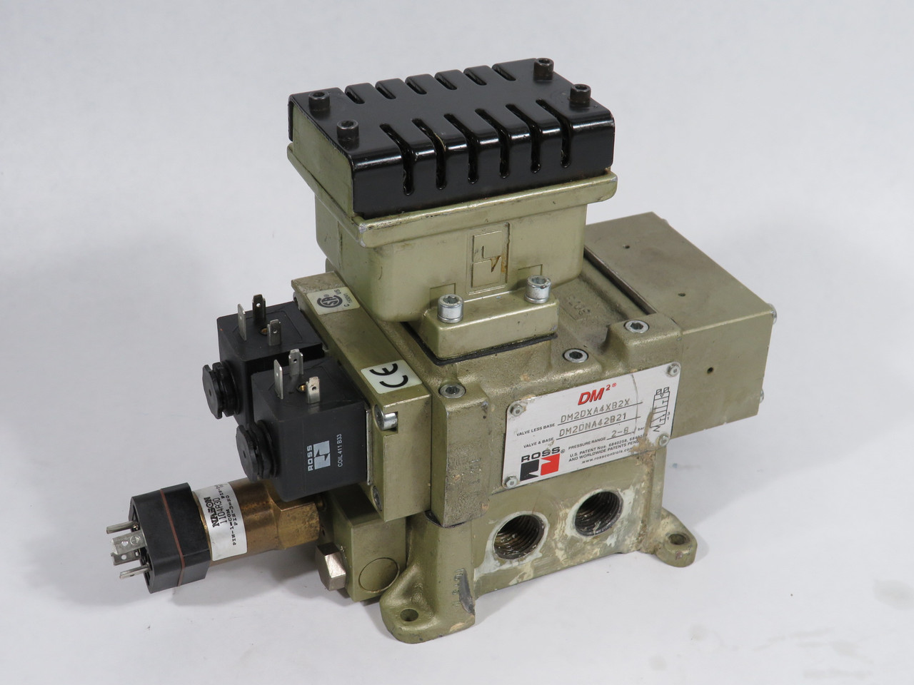 Ross Controls DM2DNA42B21 Electropneumatic Double Valve COSMETIC DAMAGE USED