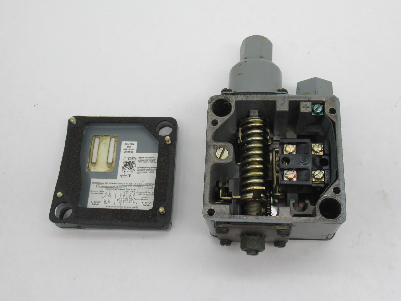 Allen-Bradley 836T-T253J Series A Pressure Control SHELF WEAR USED