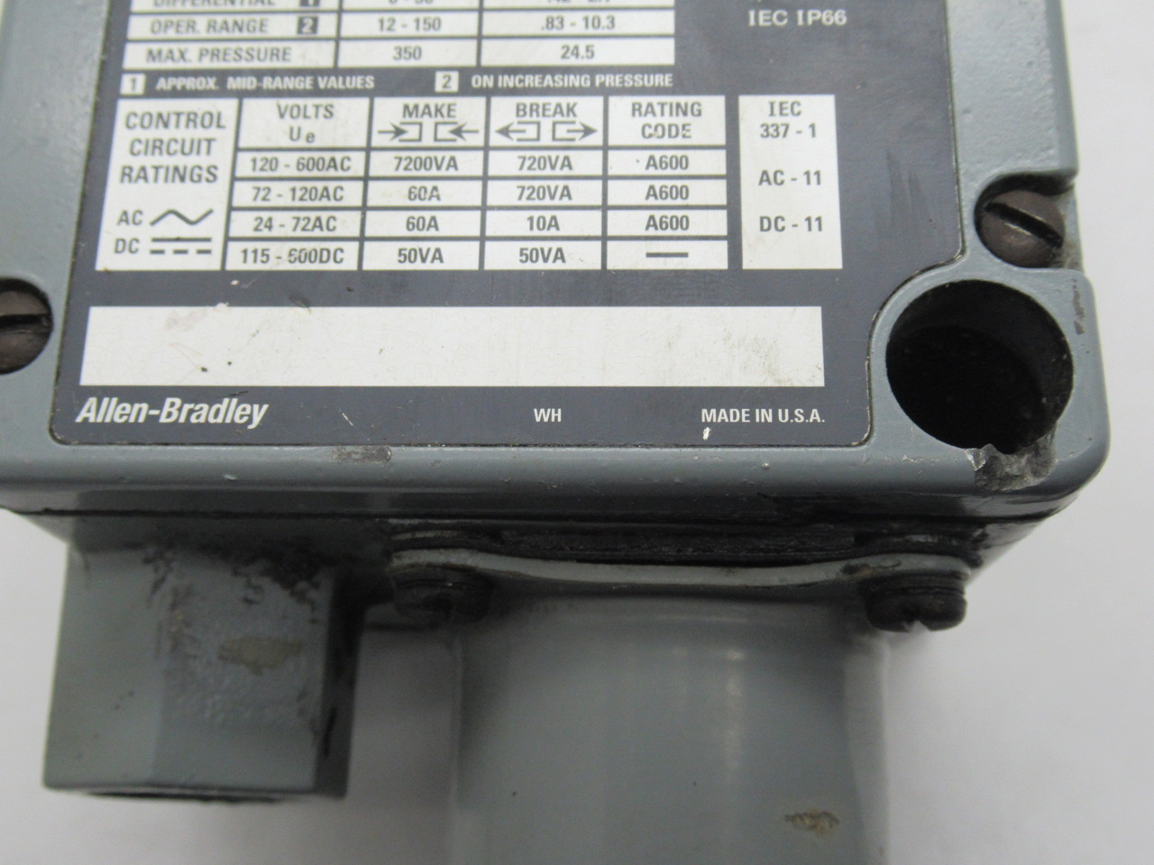 Allen-Bradley 836T-T253J Series A Pressure Control SHELF WEAR USED