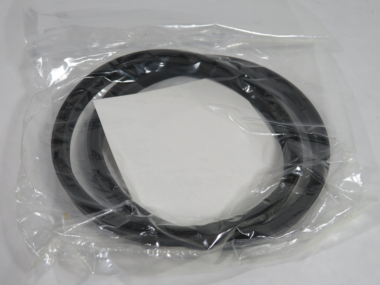 Sakagami SDR-95F Rod Wiper 105mm OD 95mm ID 8mm W 2-Pack NWB