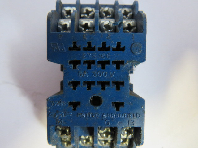 Potter & Brumfield 27E166 Blue Relay Socket 300V 5A USED