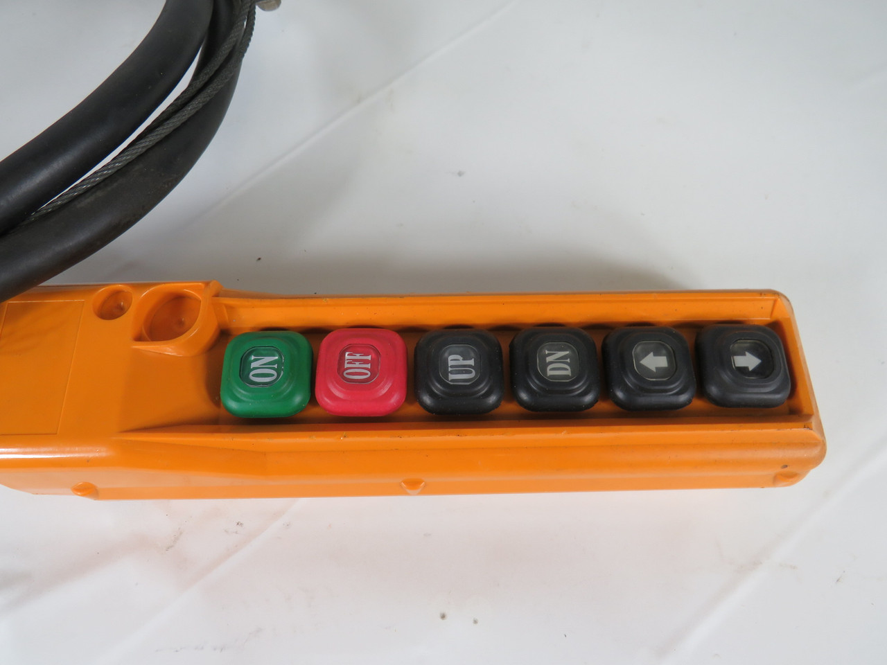 Hanyoung 1026BBB 6-Position Control Station w/Cables *Cosmetic Wear* USED