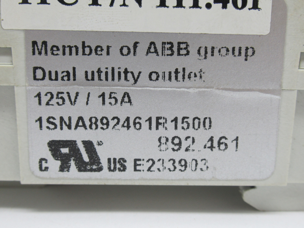 ABB 1SNA892461R1500 Dual Utility Outlet 125V 15A DIN Rail Mount USED