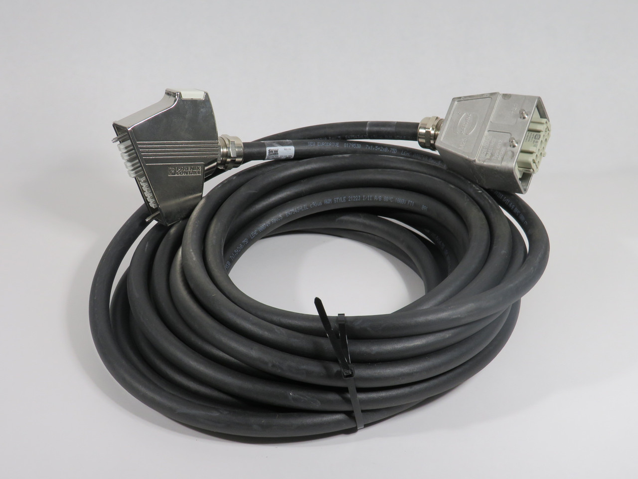 SEW-Eurodrive 05930766.77/10.00m Servo Cable Assembly 10m Length SHELF WEAR USED