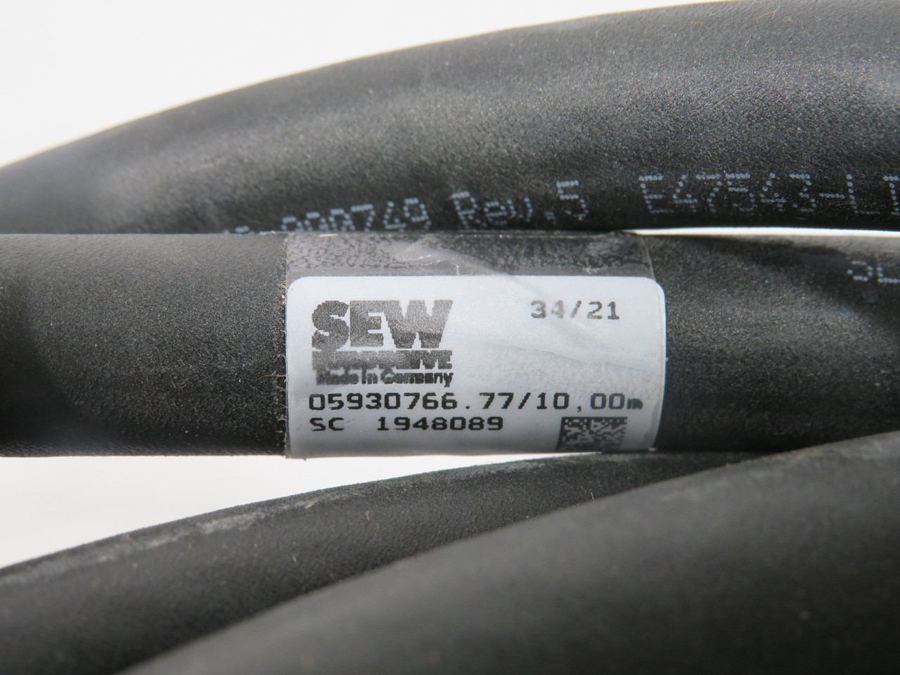 SEW-Eurodrive 05930766.77/10.00m Servo Cable Assembly 10m Length SHELF WEAR USED
