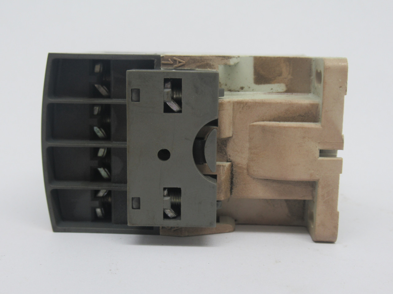 ABB AF16-30-01-13 Contactor 100-250V 50/60Hz 3-Pole *STAINED* USED