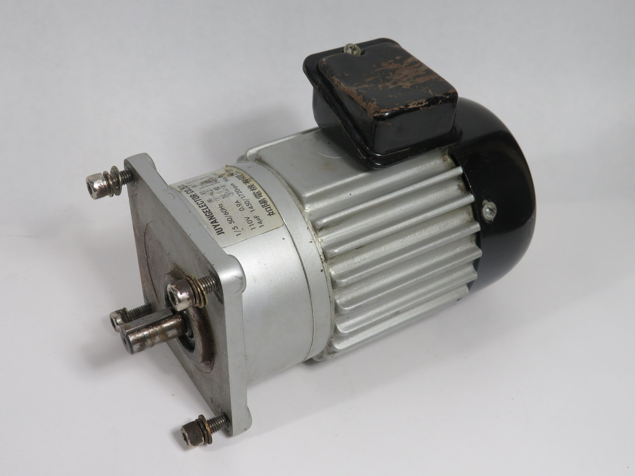 Juyangelector 001992 1/5HP 1450/1720RPM 110V 0.9A 50/60Hz SHELF WEAR USED