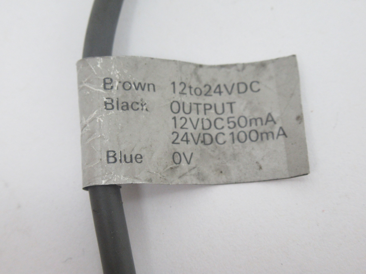 Omron TL-W5MB1 Flat Proximity Sensor 5mm Range PNP-NO 10mA 2m Length USED