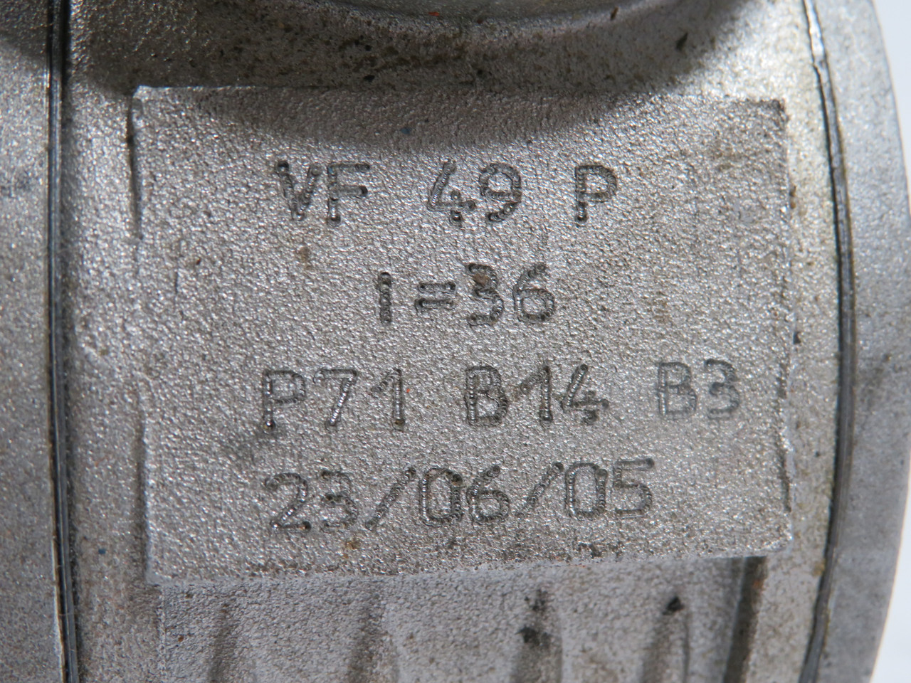Bonfiglioli AC Gearmotor 36:1 0.37kW 1370RPM 230/400V 3Ph 1.85/1.07A 50Hz USED