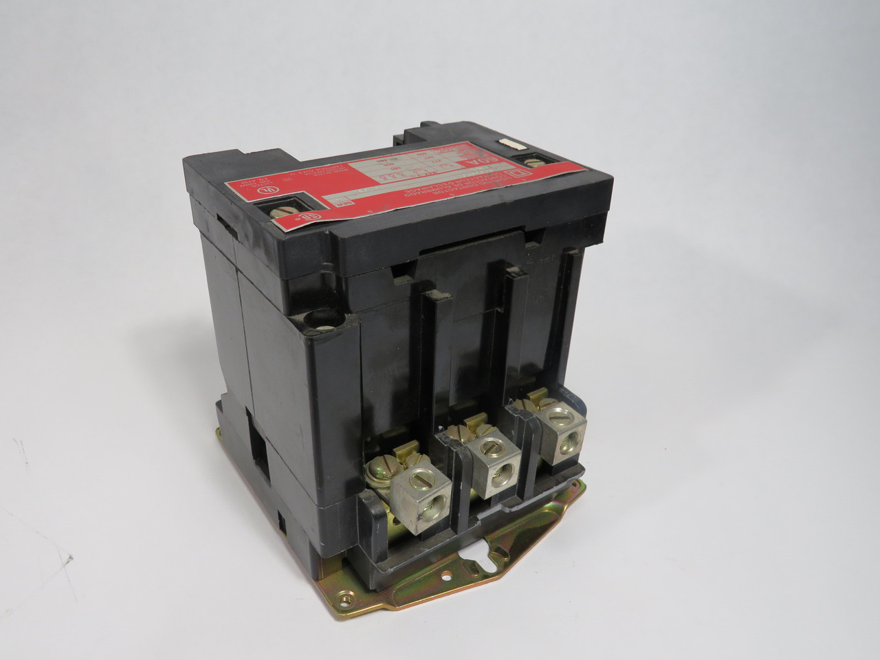 Square D 8903SPG2 Lighting Contactor MISSING SCREWS/SHELF WEAR USED