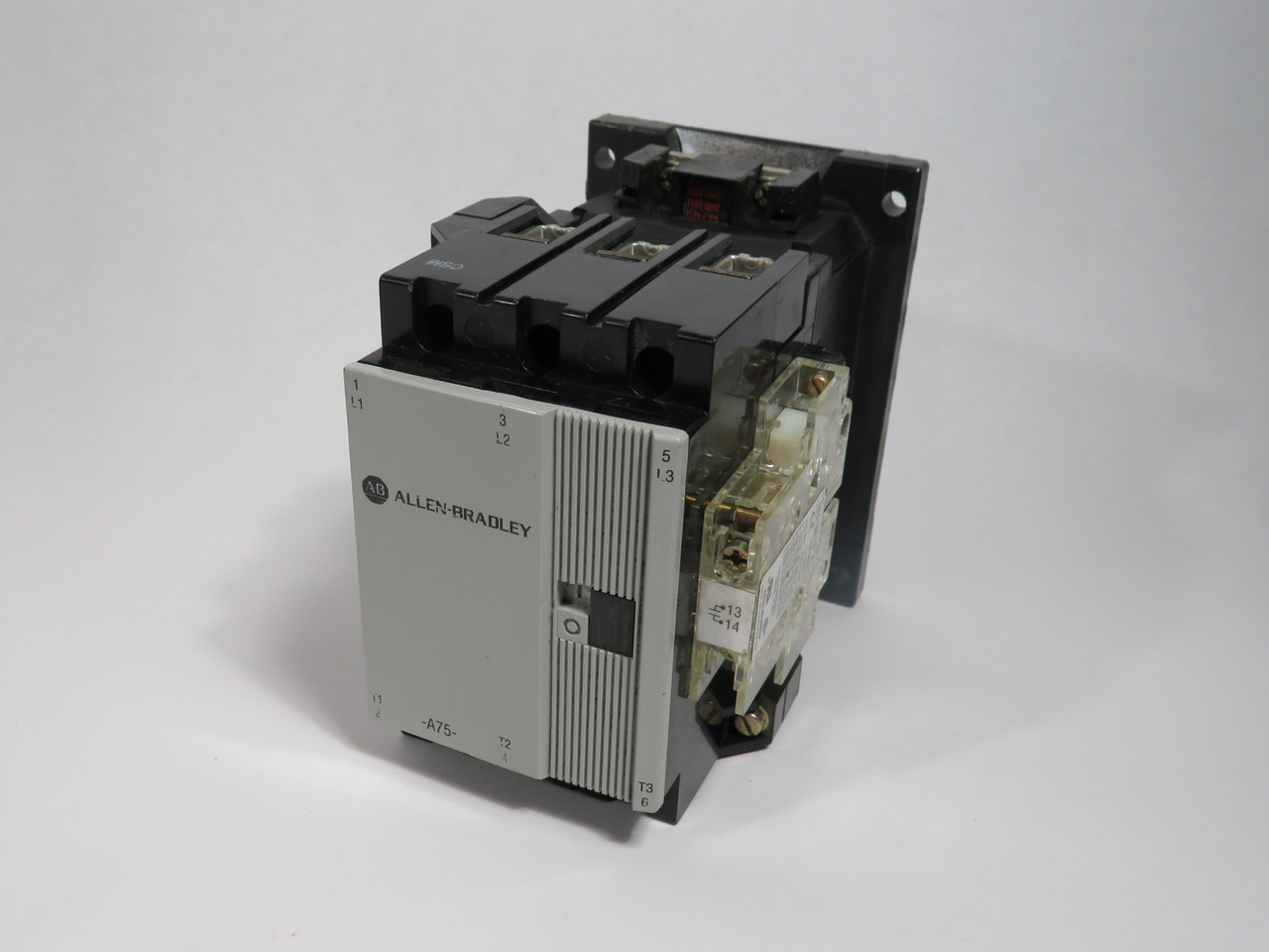 Allen-Bradley 100-A75ND3 Contactor 75A 110/120V 50/60Hz 3 Pole USED