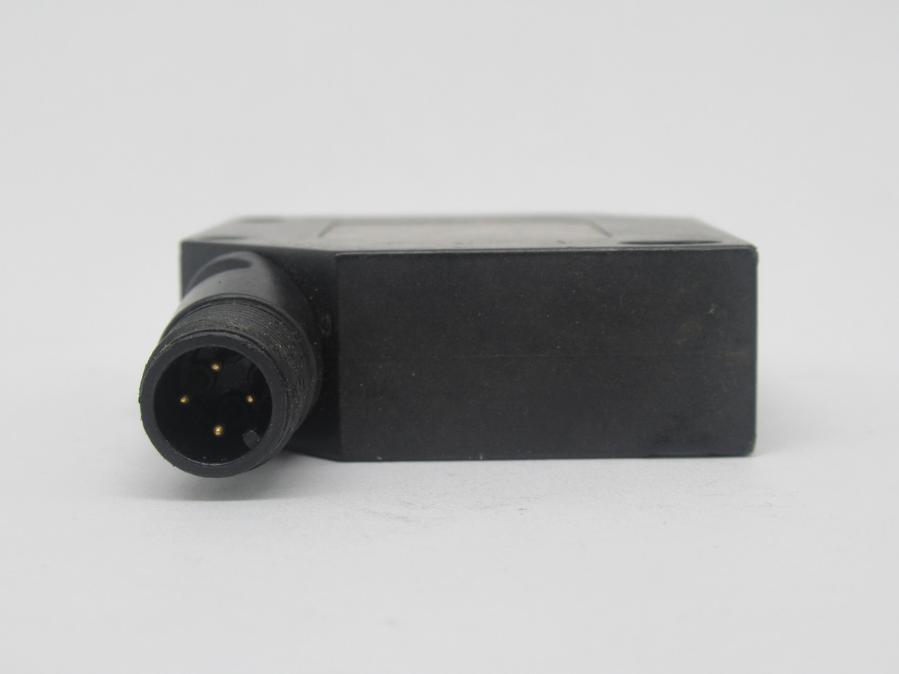 Balluff BOS26K-PA-1IE-S4-C Photoelectric Diffuse Sensor 150-600mm Range USED