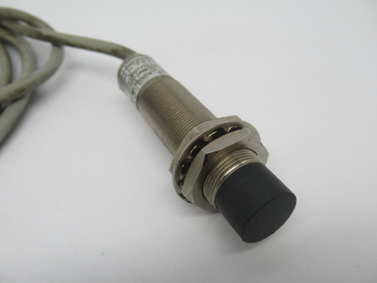 HTM Sensors FCM2-1808A-A3L2 Inductive Proximity Sensor 8mm Range 2m Length USED