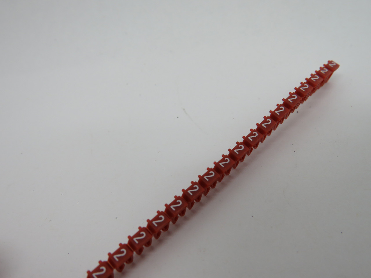 Legrand 38222 CAB3 Red Wire Marker Sleeve "2" 1.5-2.5mm2 Lot of 627 NEW